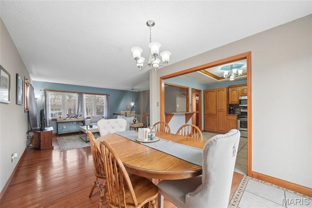 2332 Mickey Drive, High Ridge, MO 63049