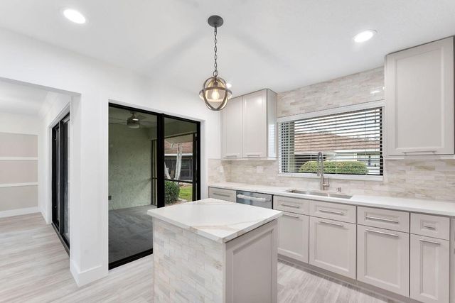 9840 Chestnut Tree Terrace A, Boynton Beach, FL 33436