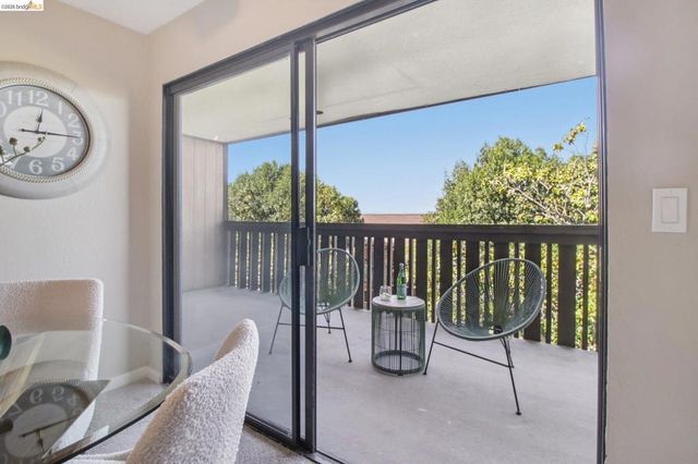16363 Saratoga St 202E, San Leandro, CA 94578