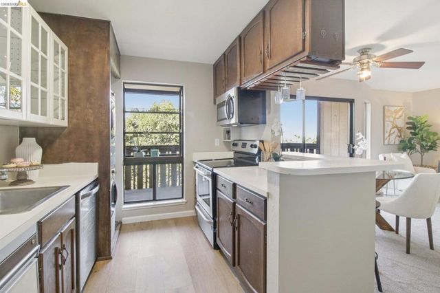 16363 Saratoga St 202E, San Leandro, CA 94578