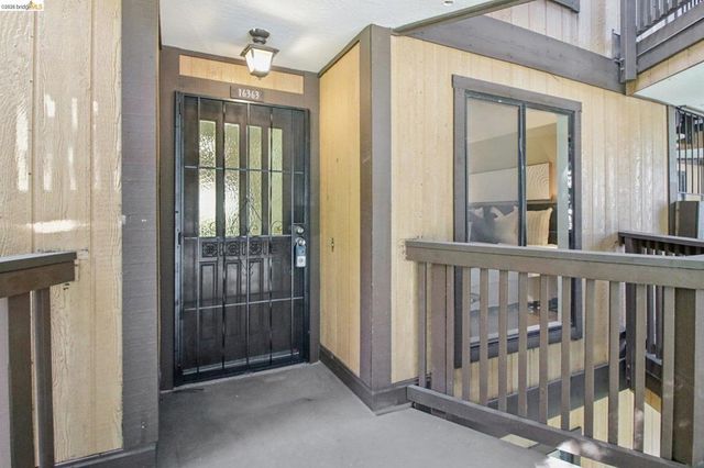 16363 Saratoga St 202E, San Leandro, CA 94578