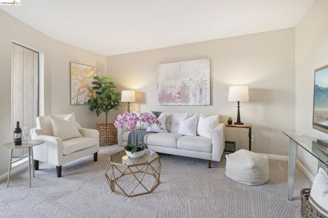 16363 Saratoga St 202E, San Leandro, CA 94578