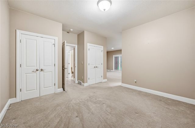 2520 Eastpoint Heights Drive SE, Howland, OH 44484