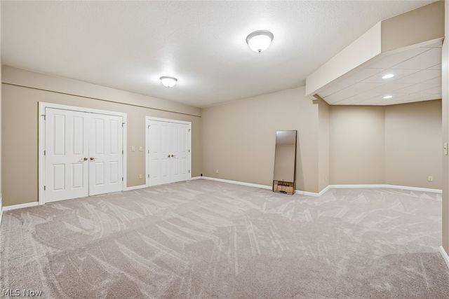 2520 Eastpoint Heights Drive SE, Howland, OH 44484
