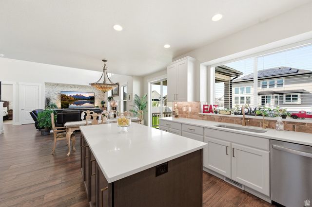 1434 W STABLE ST, Lindon, UT 84042