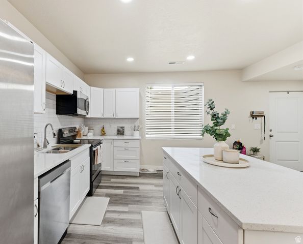 1434 W STABLE ST, Lindon, UT 84042