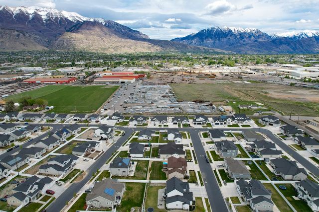 1434 W STABLE ST, Lindon, UT 84042