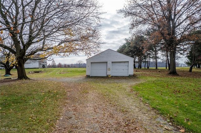 9666 Norwalk Road, Litchfield, OH 44253