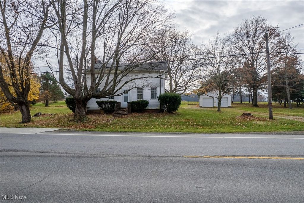 9666 Norwalk Road, Litchfield, OH 44253
