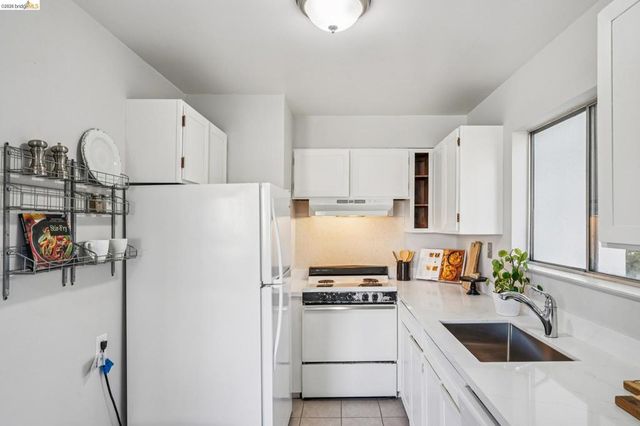 2614 Warring St 6A, Berkeley, CA 94704