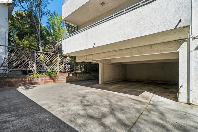 2614 Warring St 6A, Berkeley, CA 94704