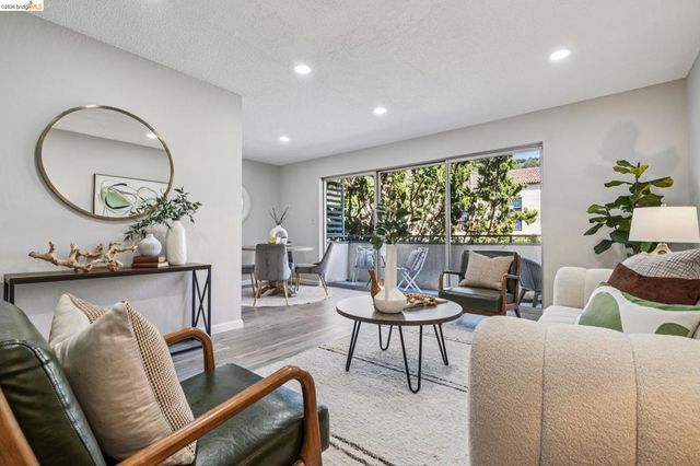 2614 Warring St 6A, Berkeley, CA 94704