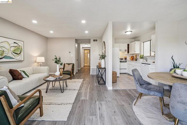 2614 Warring St 6A, Berkeley, CA 94704