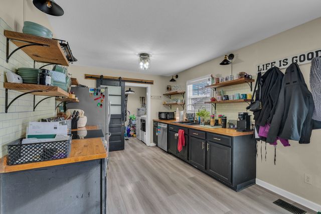 1223 Quail Hollow Cir, Cookeville, TN 38501