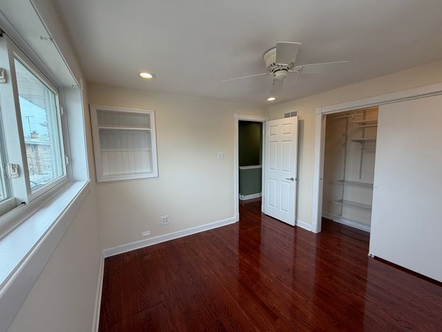 140 E Northwest Highway I, Des Plaines, IL 60016