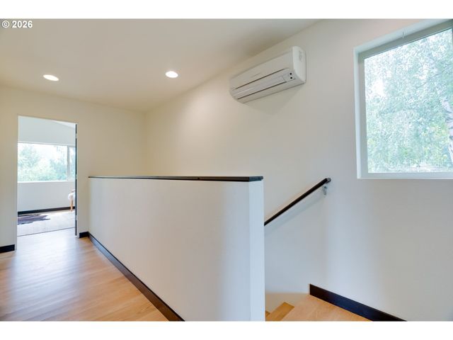 9326 N TIOGA Ave, Portland, OR 97203