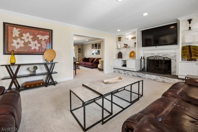 1 Dellmead Dr, Livingston Twp., NJ 07039