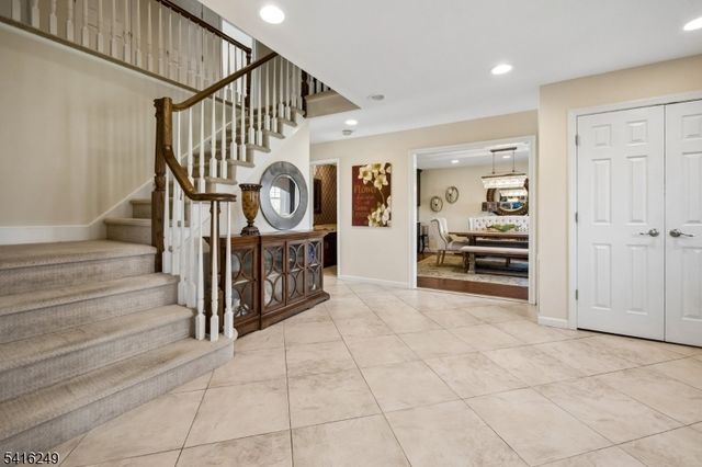 1 Dellmead Dr, Livingston Twp., NJ 07039