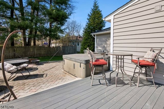 1 Dellmead Dr, Livingston Twp., NJ 07039
