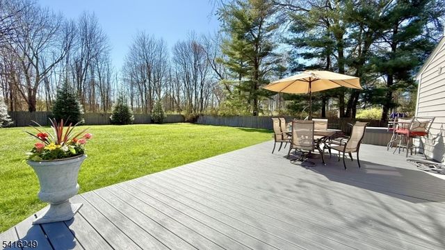 1 Dellmead Dr, Livingston Twp., NJ 07039