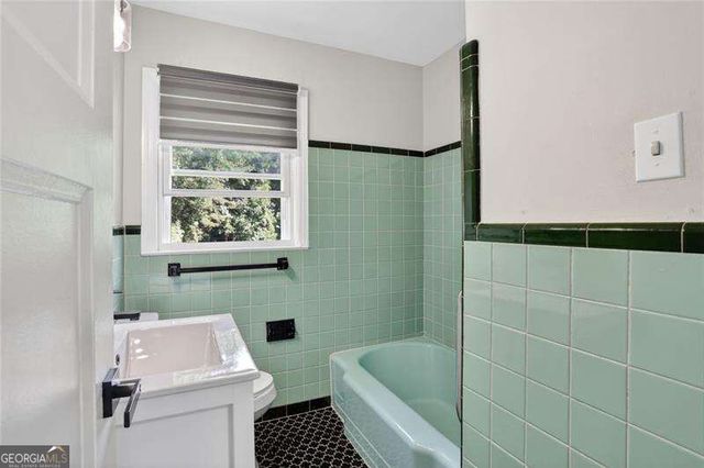 3081 Glendale Court, Decatur, GA 30032