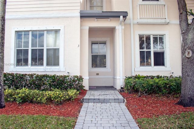 153 SE 28th Place 3, Homestead, FL 33033