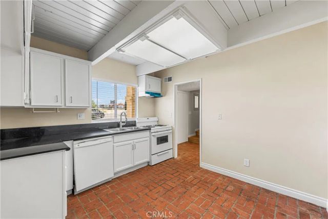 43629 Stanridge Avenue, Lancaster, CA 93535