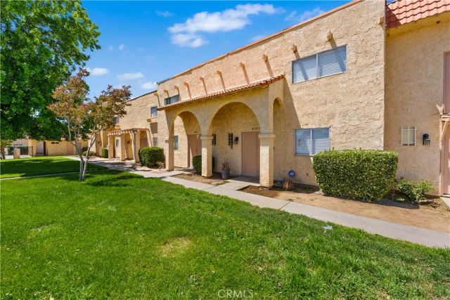 43629 Stanridge Avenue, Lancaster, CA 93535