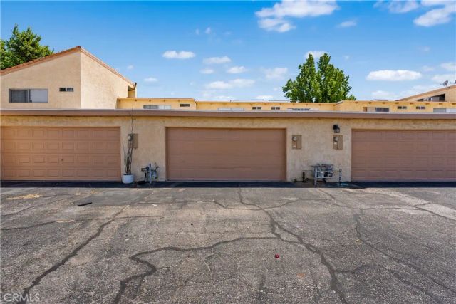 43629 Stanridge Avenue, Lancaster, CA 93535