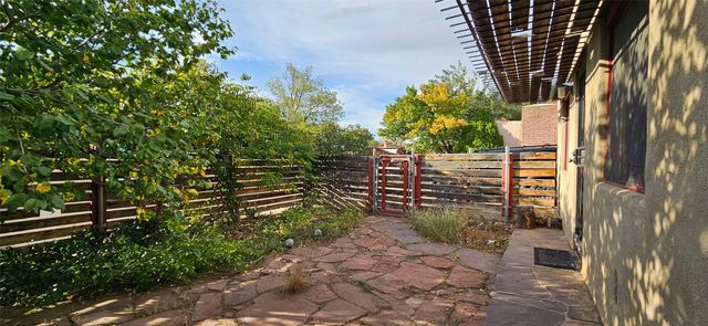 617 Paulin Street, Santa Fe, NM 87505