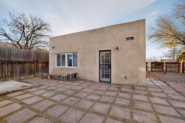 617 Paulin Street, Santa Fe, NM 87505