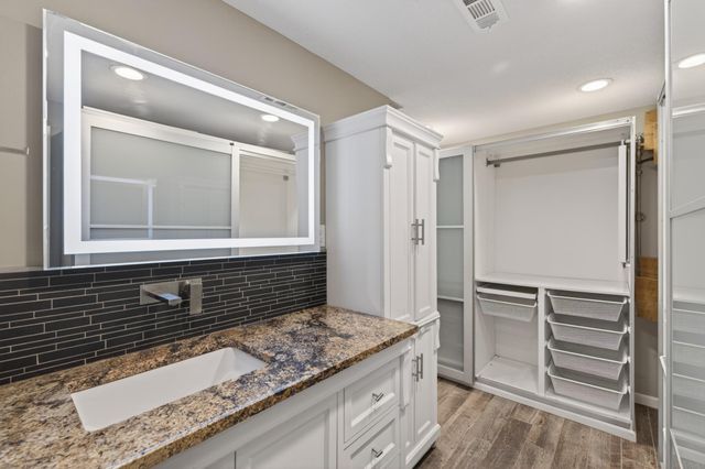 1257 Birmingham Street, Saint Paul, MN 55106