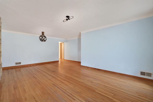 1257 Birmingham Street, Saint Paul, MN 55106