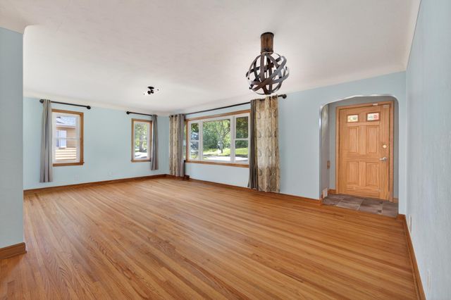 1257 Birmingham Street, Saint Paul, MN 55106