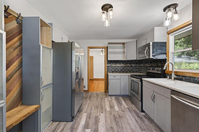 1257 Birmingham Street, Saint Paul, MN 55106