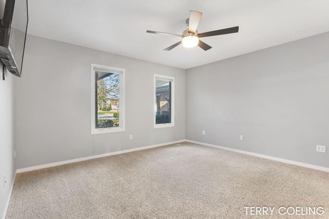 2868 Grand Isle Drive Ne, Plainfield Twp, MI 49306