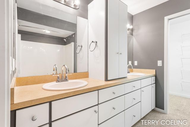 2868 Grand Isle Drive Ne, Plainfield Twp, MI 49306