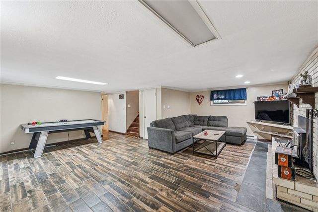 716 Stauffer Ave, Scottdale, PA 15683