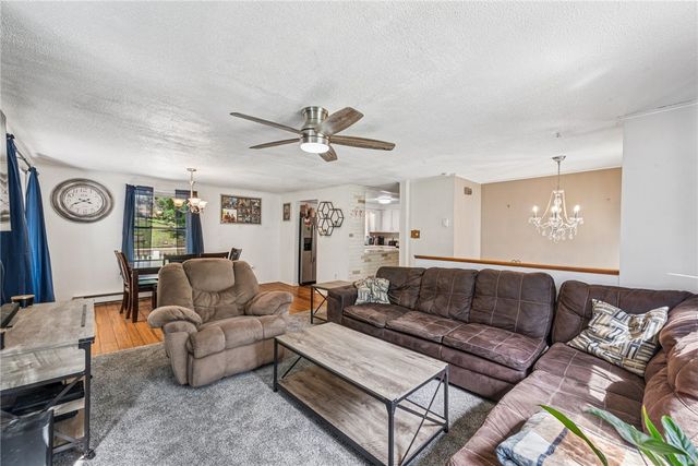 716 Stauffer Ave, Scottdale, PA 15683