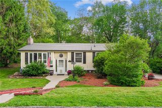 716 Stauffer Ave, Scottdale, PA 15683