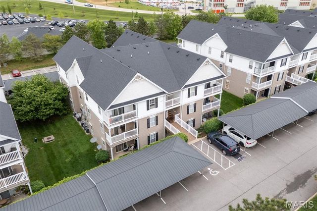 9202 Spring Creek Lane, O'fallon, MO 63368