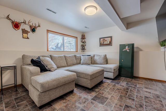 3741 10th Street N, Fargo, ND 58102