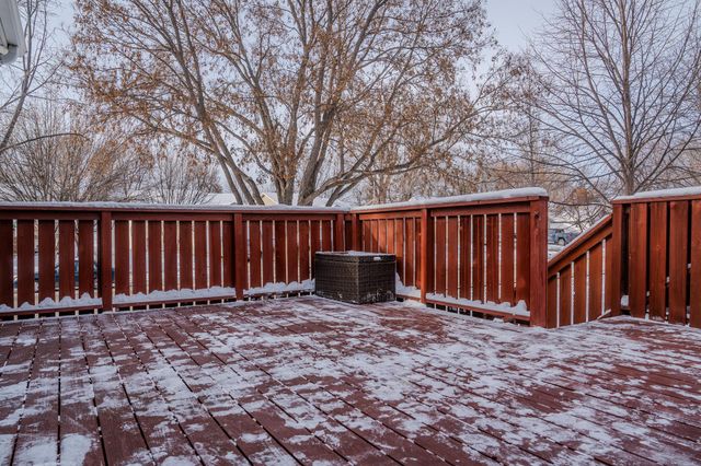 3741 10th Street N, Fargo, ND 58102