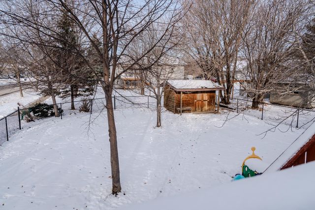 3741 10th Street N, Fargo, ND 58102