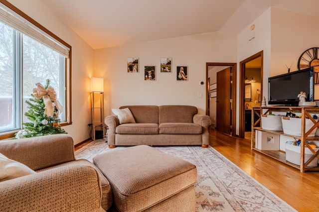 3741 10th Street N, Fargo, ND 58102