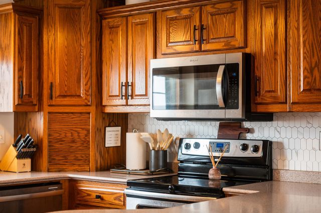 3741 10th Street N, Fargo, ND 58102