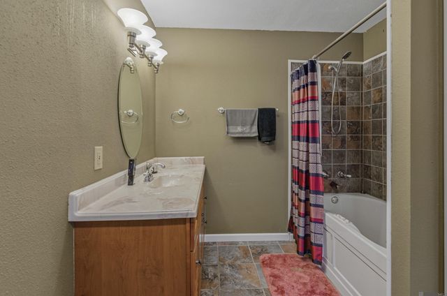 4149 Marshall St, Zachary, LA 70791