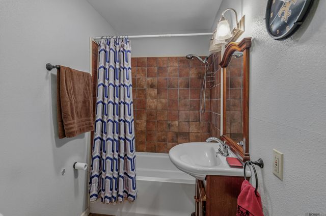 4149 Marshall St, Zachary, LA 70791