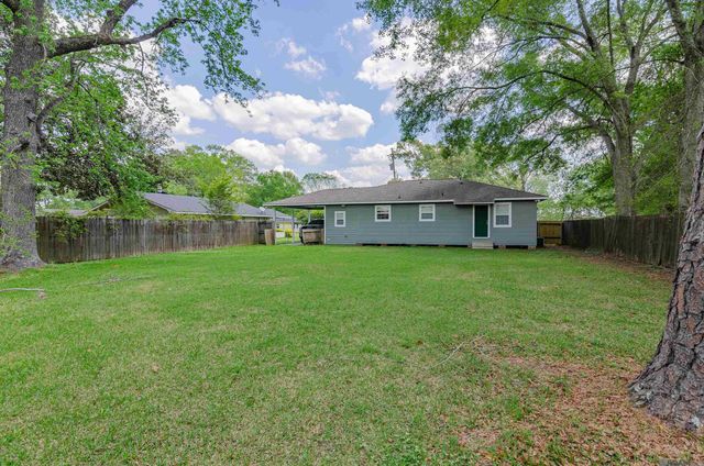 4149 Marshall St, Zachary, LA 70791