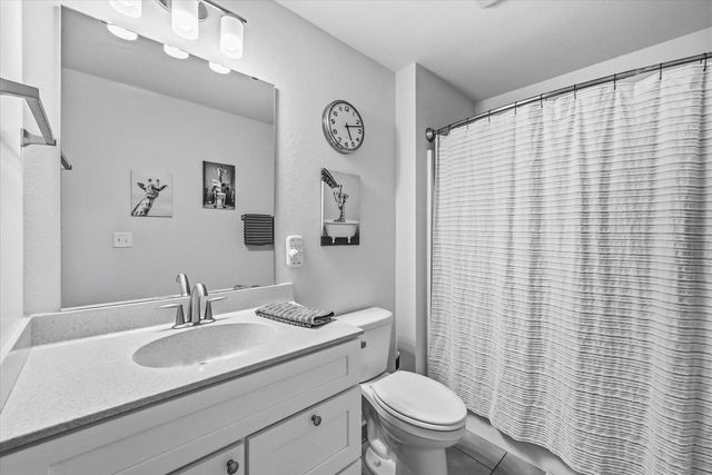 213 Emerald BOULEVARD, Saukville, WI 53080